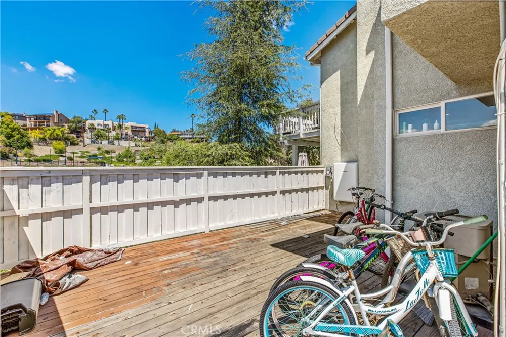22920 Green Pine Canyon Lake, CA 92587