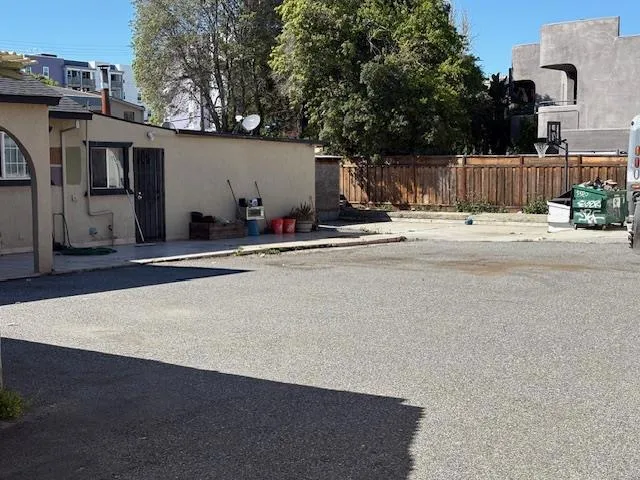 1261 W San Carlos Street San Jose, CA 95126