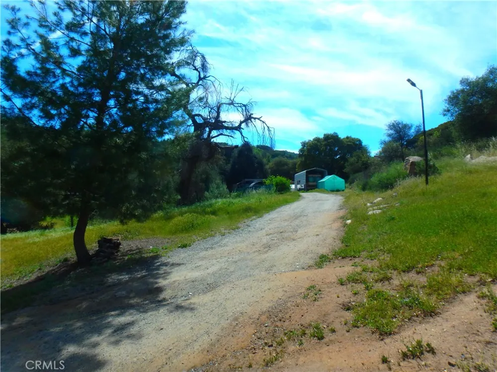 16778 Lawson Valley Rd. Jamul, CA 91935