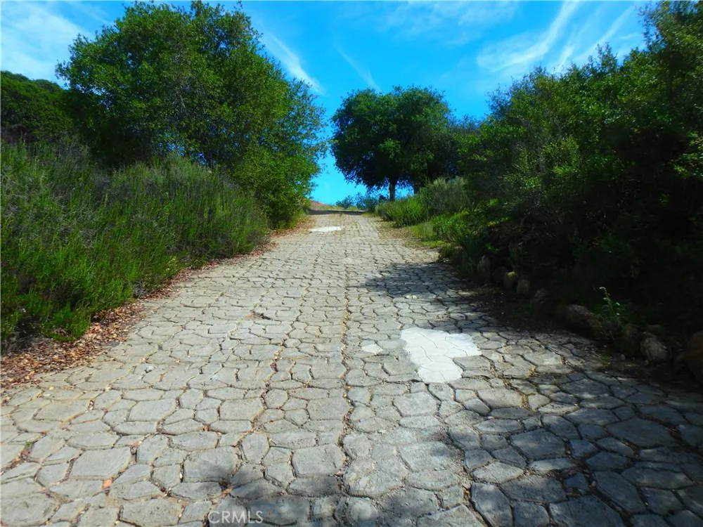 16778 Lawson Valley Rd. Jamul, CA 91935