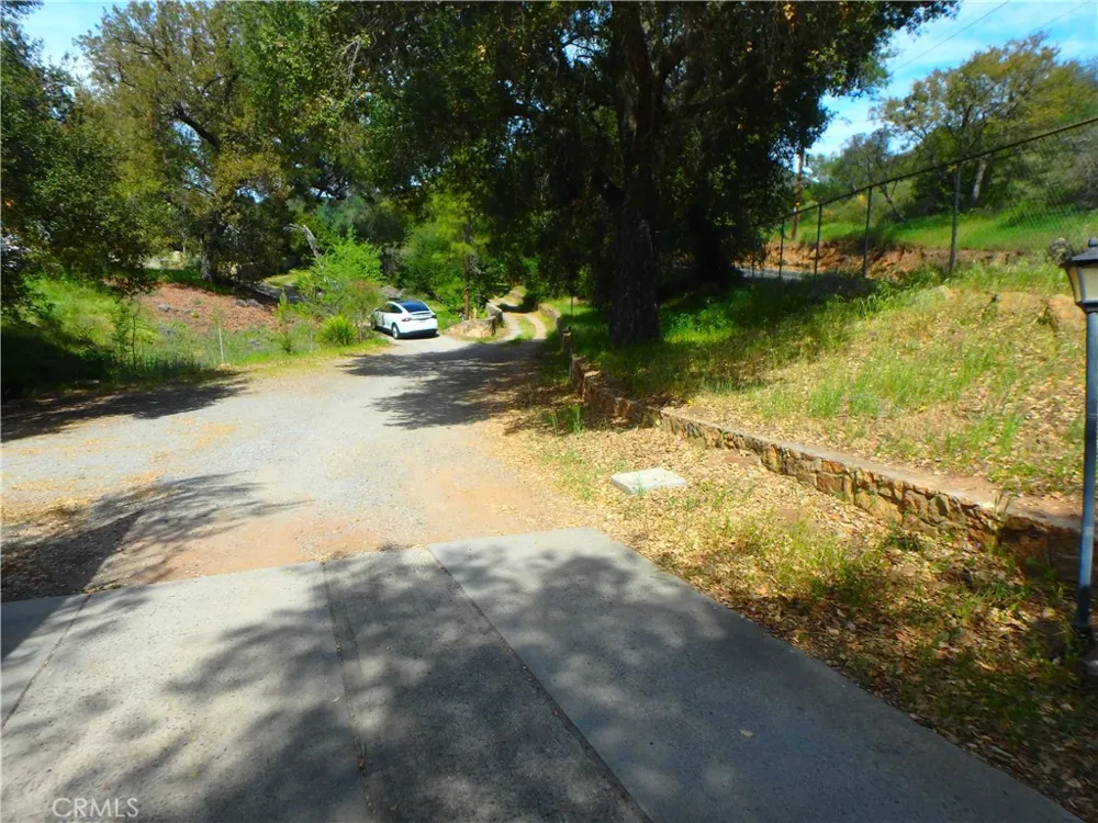16778 Lawson Valley Rd. Jamul, CA 91935