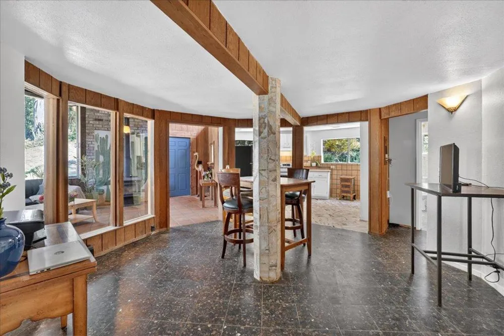 575 Snyder Avenue Aromas, CA 95004