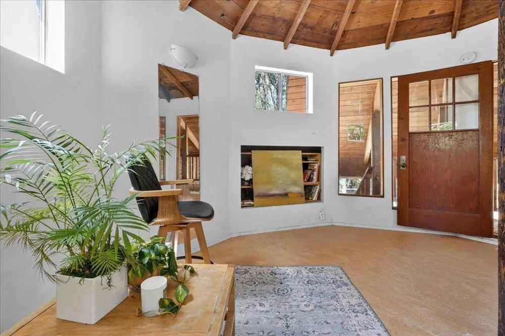 575 Snyder Avenue Aromas, CA 95004