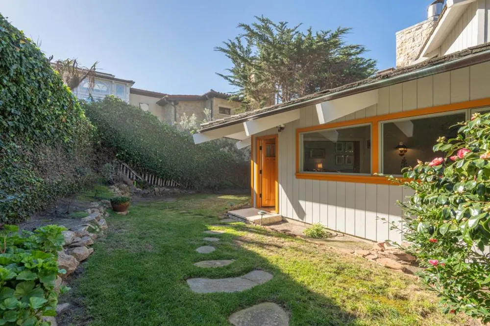 26251 Scenic Road Carmel, CA 93923