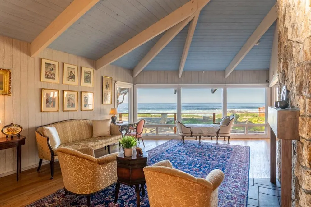 26251 Scenic Road Carmel, CA 93923