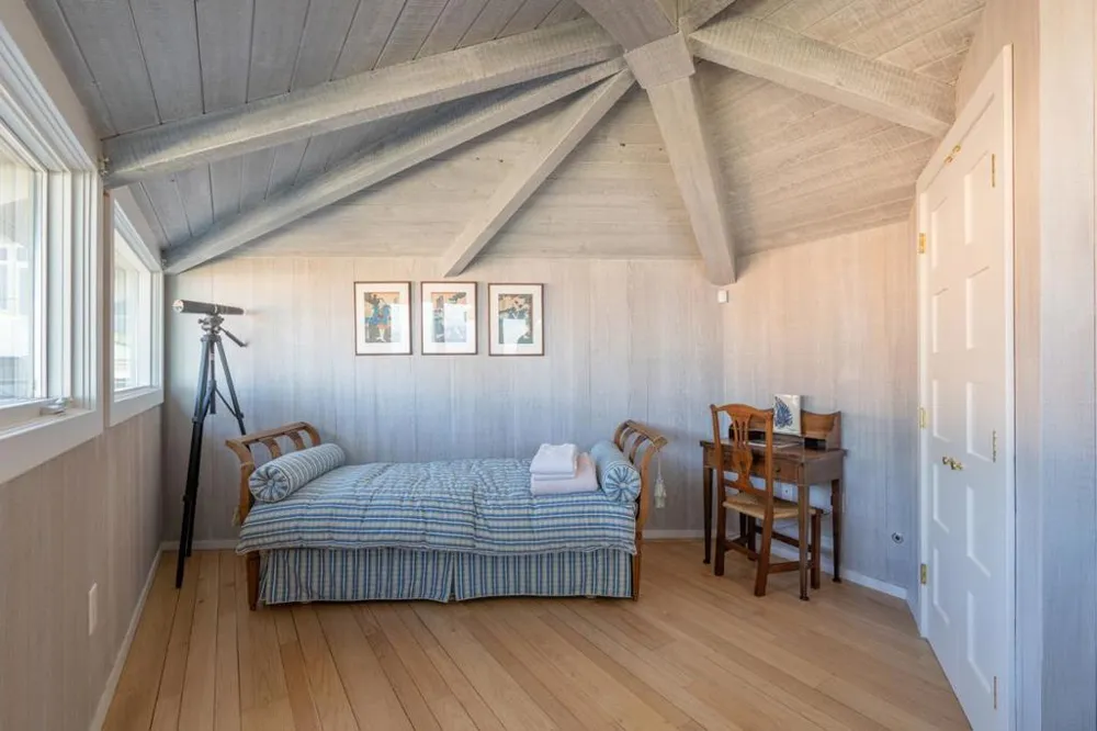 26251 Scenic Road Carmel, CA 93923