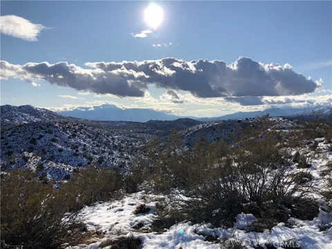 54575 Navajo Trail