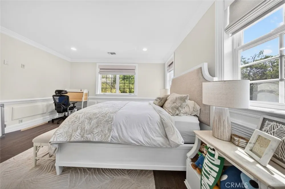 4533 Farmdale Avenue North Hollywood, CA 91602