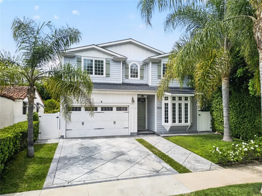 4533 Farmdale Avenue North Hollywood, CA 91602