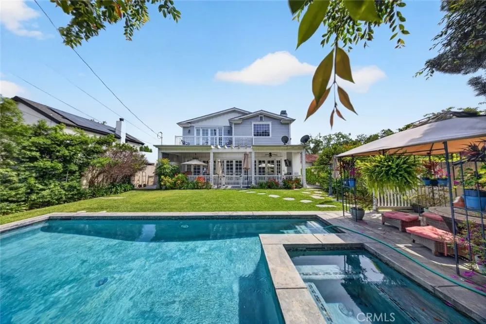 4533 Farmdale Avenue North Hollywood, CA 91602