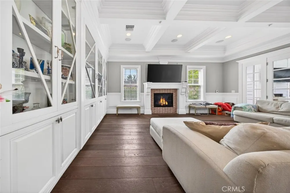 4533 Farmdale Avenue North Hollywood, CA 91602