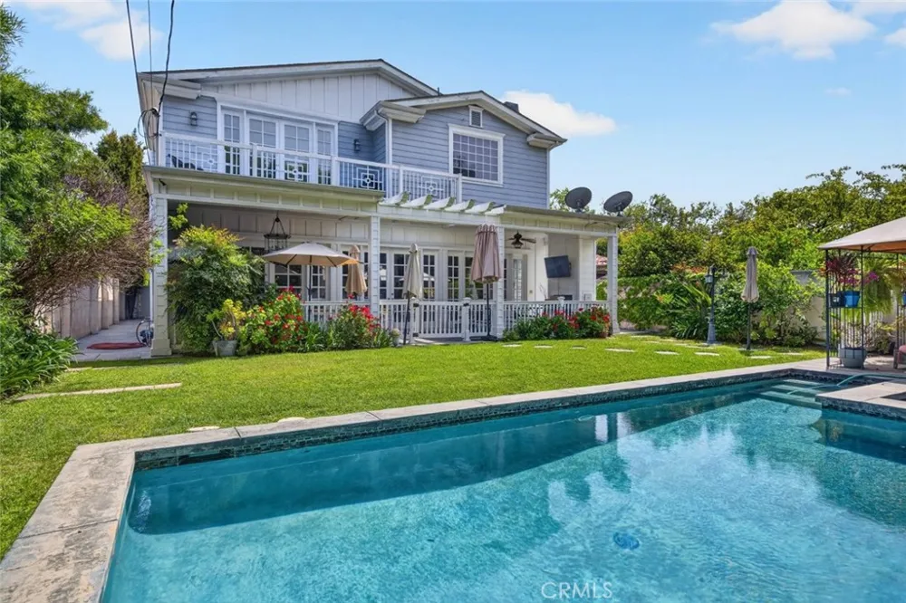 4533 Farmdale Avenue North Hollywood, CA 91602