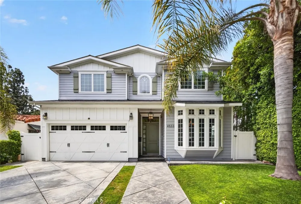 4533 Farmdale Avenue North Hollywood, CA 91602