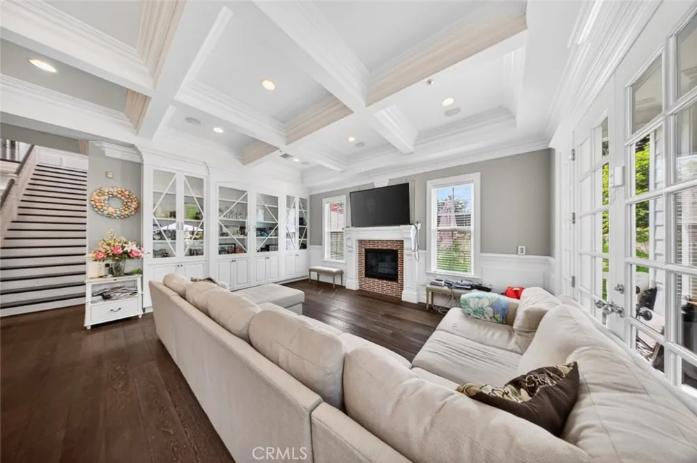 4533 Farmdale Avenue North Hollywood, CA 91602