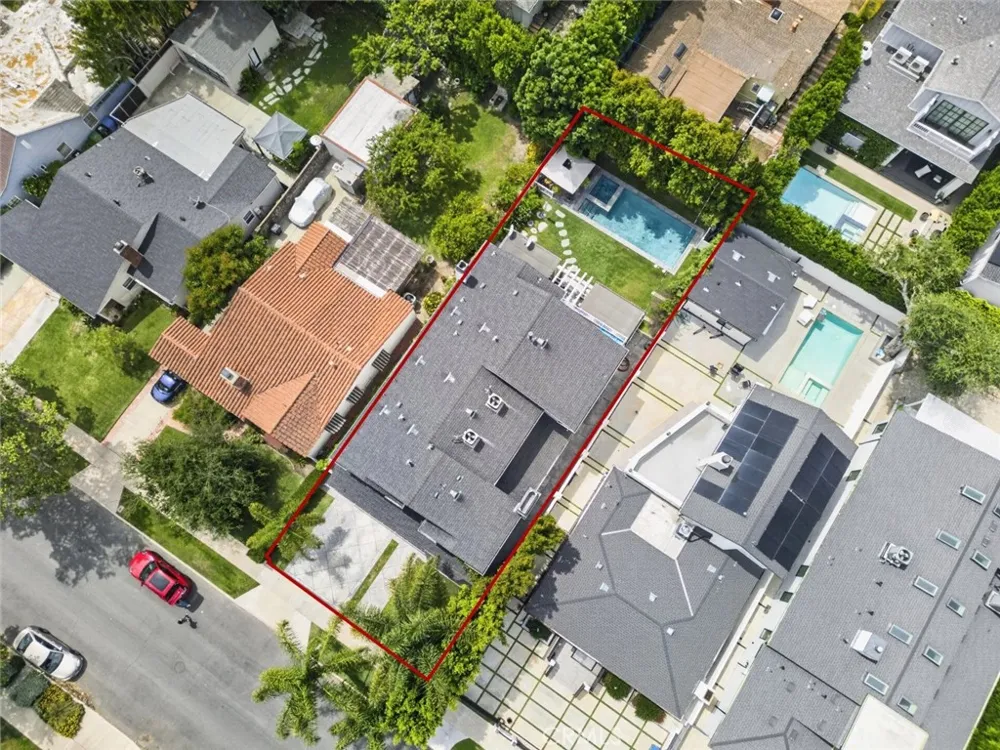 4533 Farmdale Avenue North Hollywood, CA 91602