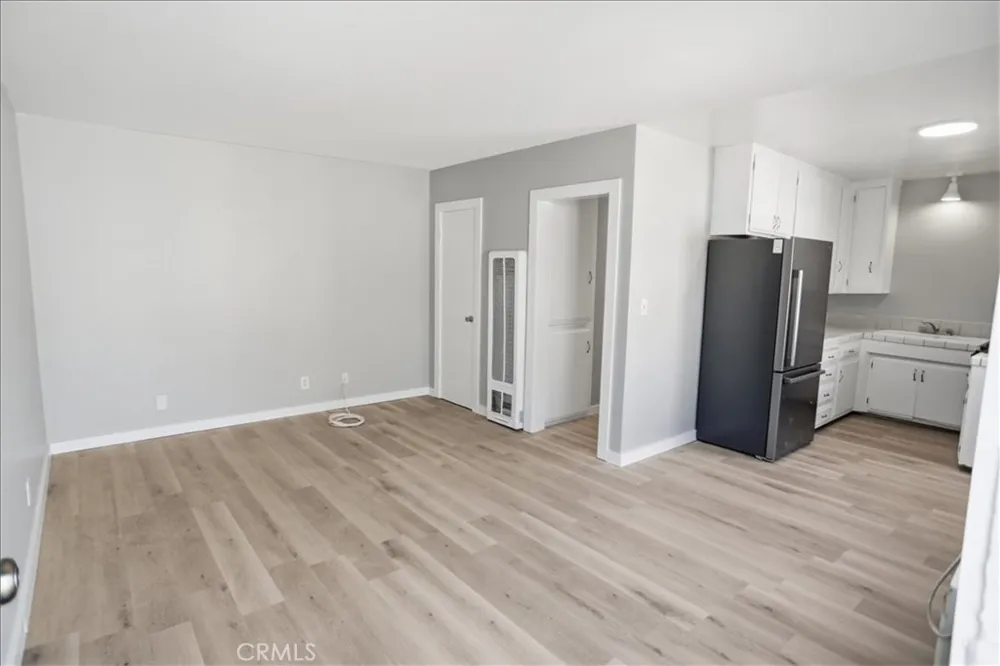 24047 Arch Newhall, CA 91321