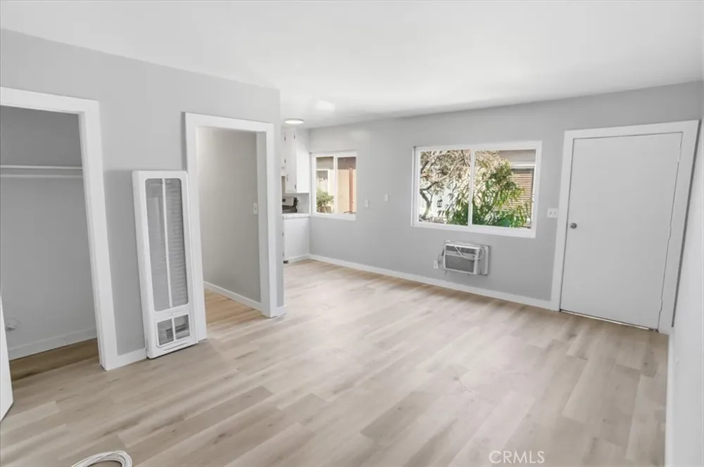 24047 Arch Newhall, CA 91321