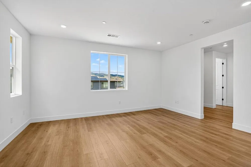 190 Golden Gate Lane Vacaville, CA 95687