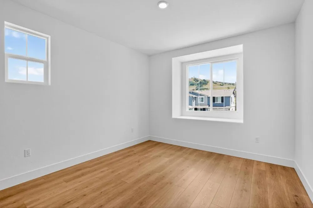190 Golden Gate Lane Vacaville, CA 95687