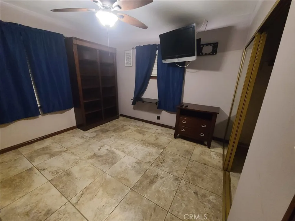 15754 Faculty Avenue Bellflower, CA 90706