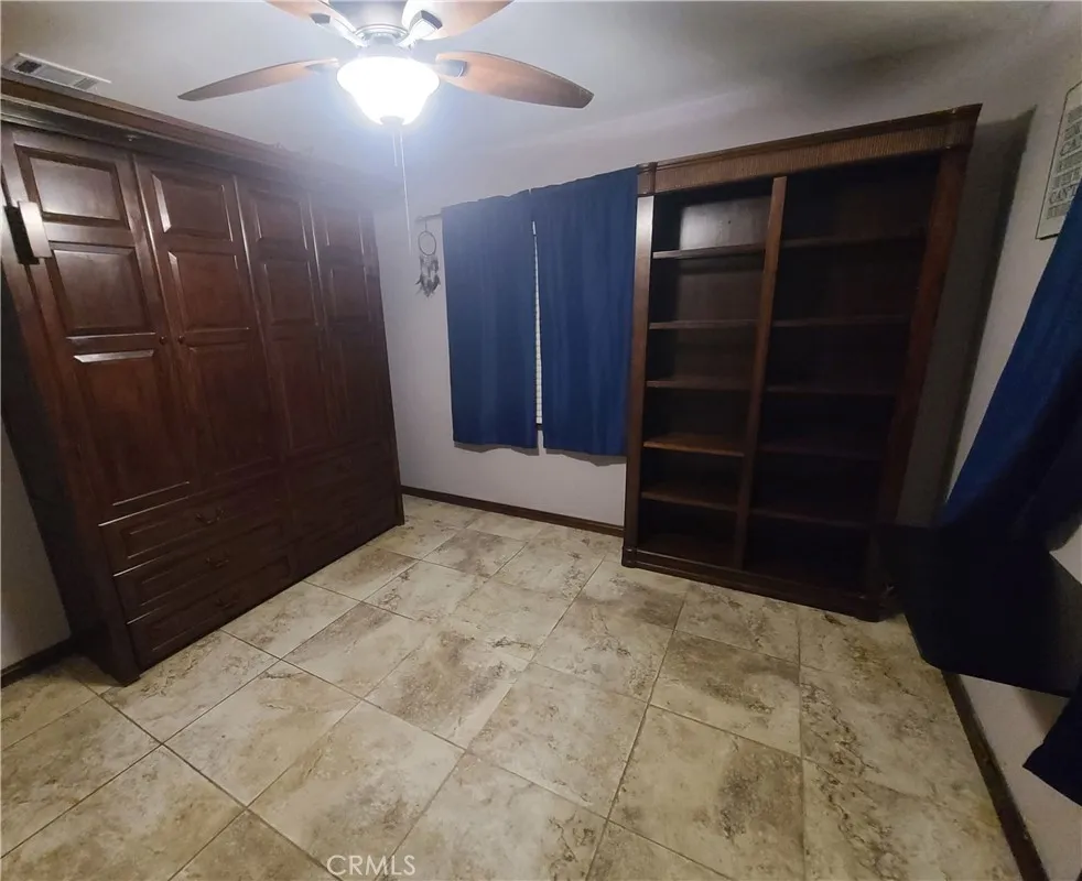 15754 Faculty Avenue Bellflower, CA 90706