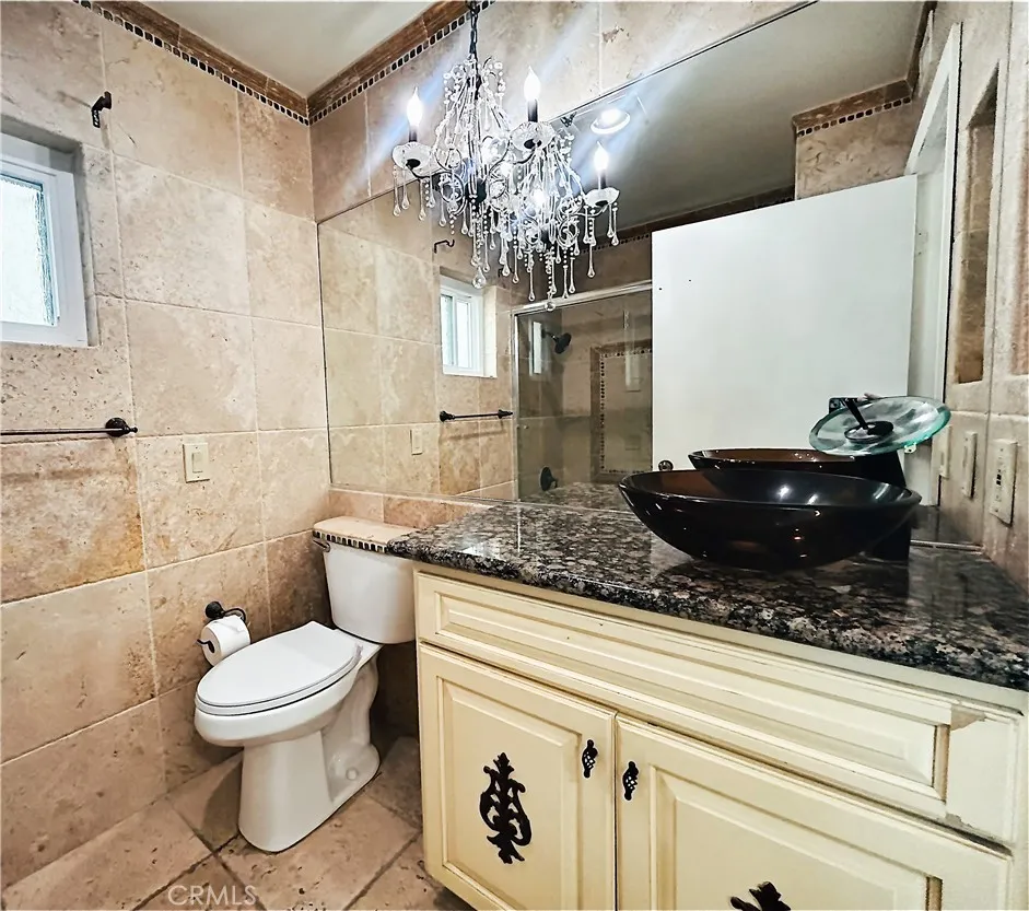 10 Bluff Point Circle Phillips Ranch, CA 91766