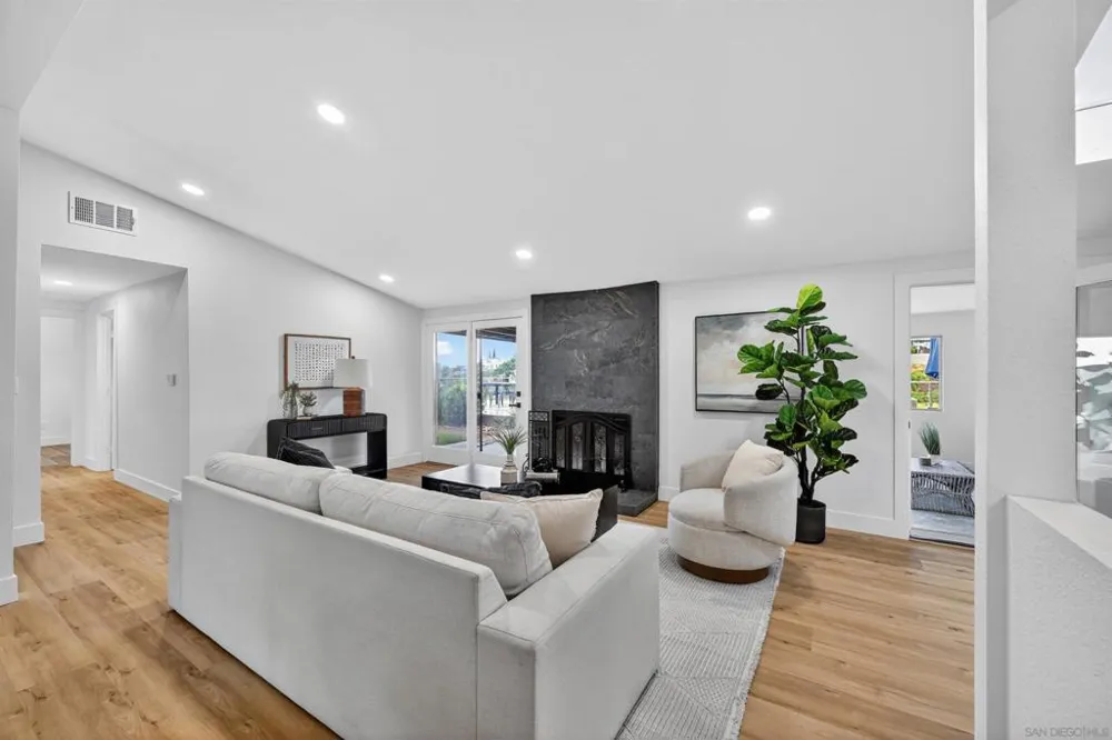 2546 MARATHON DR San Diego, CA 92123