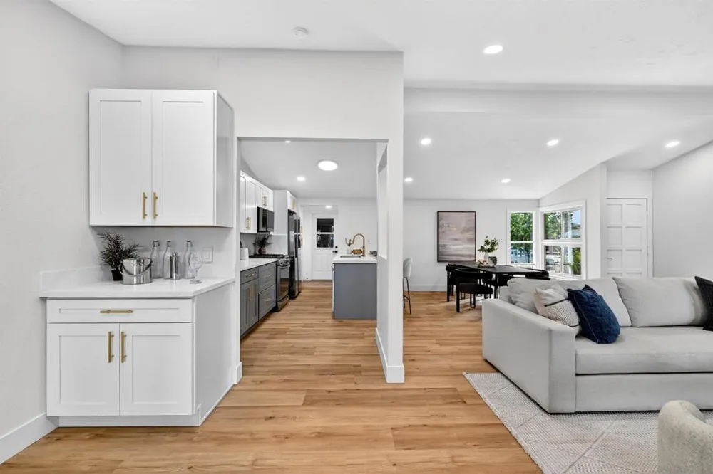 2546 MARATHON DR San Diego, CA 92123