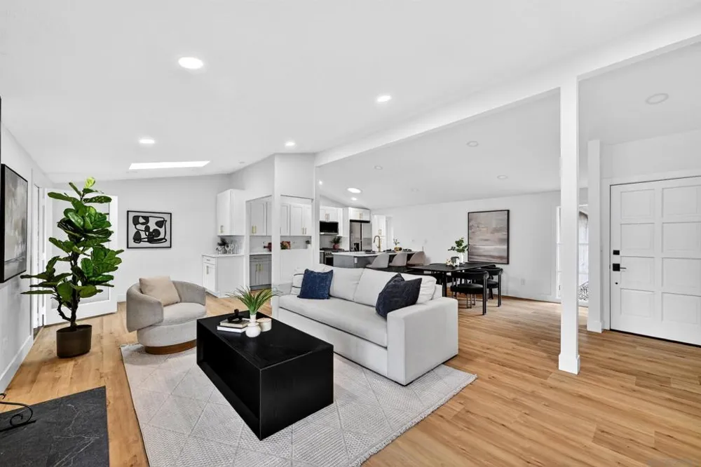 2546 MARATHON DR San Diego, CA 92123