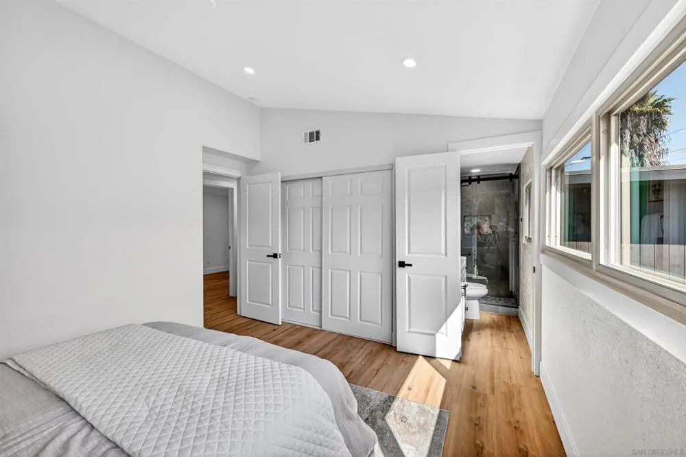 2546 MARATHON DR San Diego, CA 92123