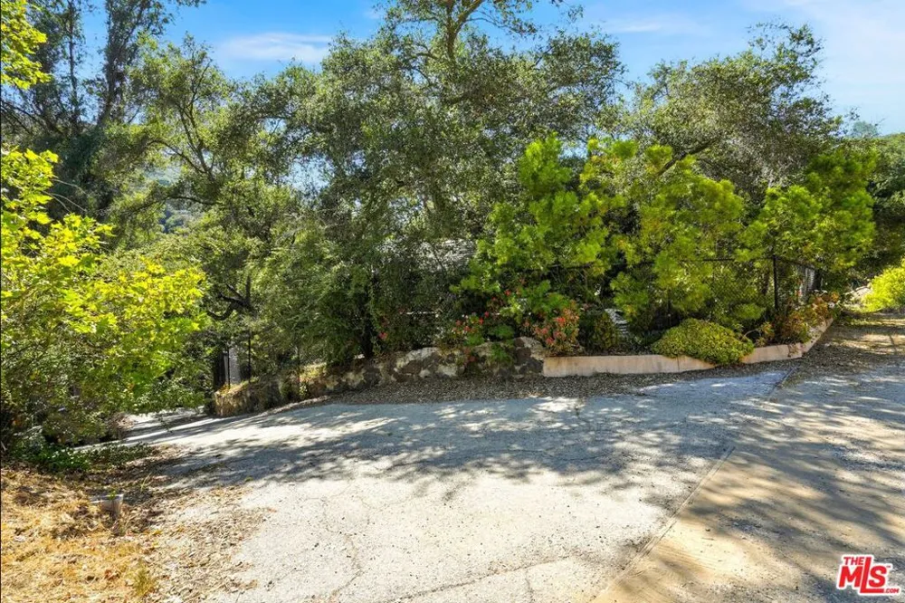 802 Old Topanga Canyon Rd Topanga, CA 90290