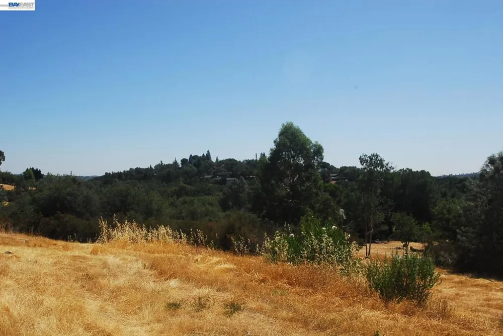 3341 Rancho Tierra Ct Cameron Park, CA 95682