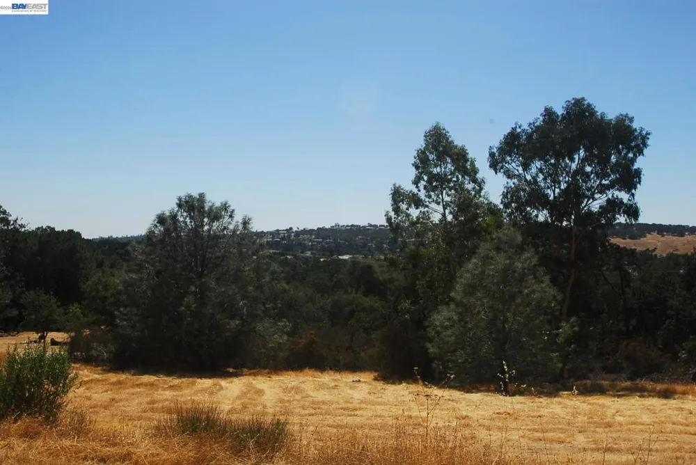 3341 Rancho Tierra Ct Cameron Park, CA 95682
