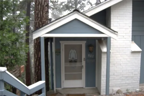 807 Sierra Vista
