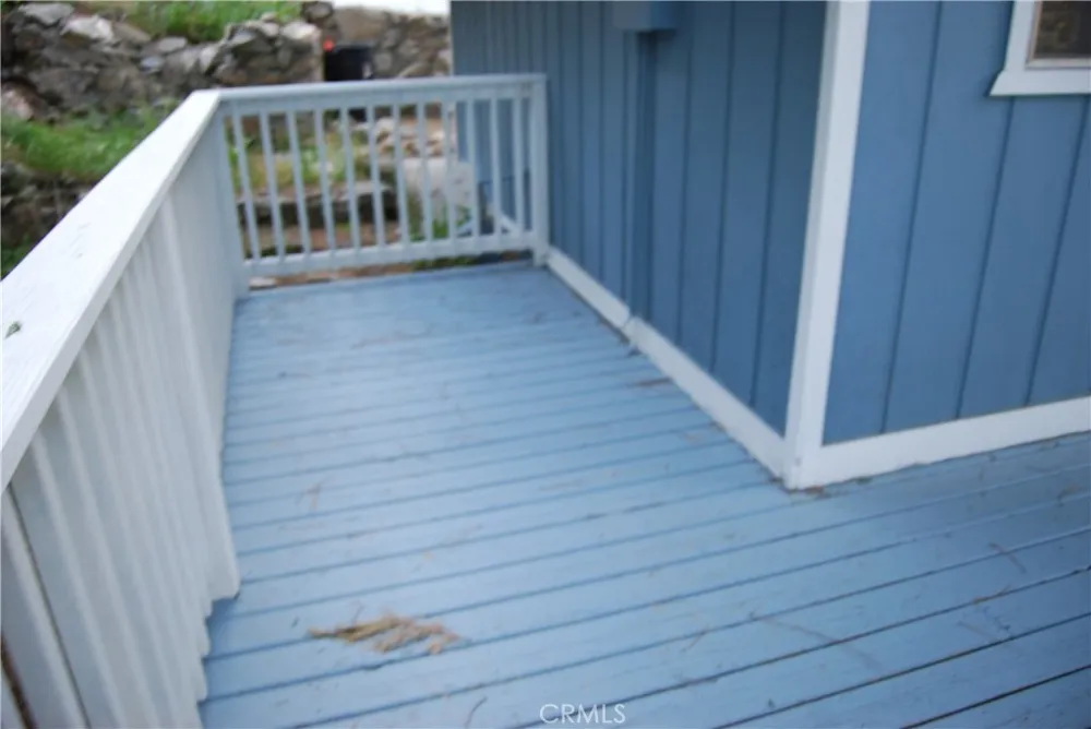 807 Sierra Vista Twin Peaks, CA 92391
