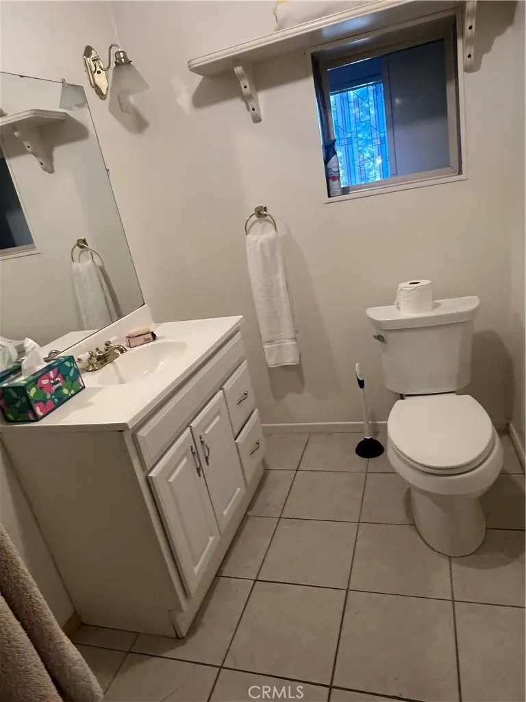 807 Sierra Vista Twin Peaks, CA 92391