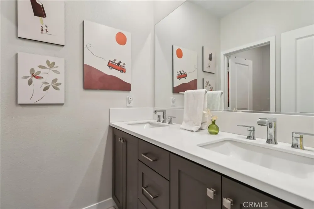 27230 Red Willow Court Valencia, CA 91381
