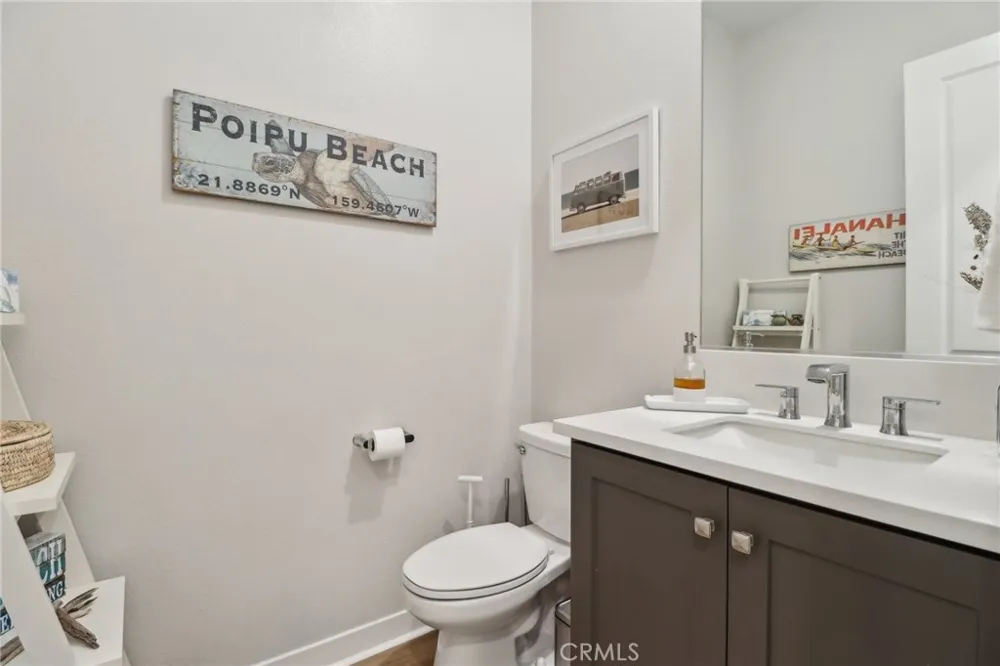 27230 Red Willow Court Valencia, CA 91381