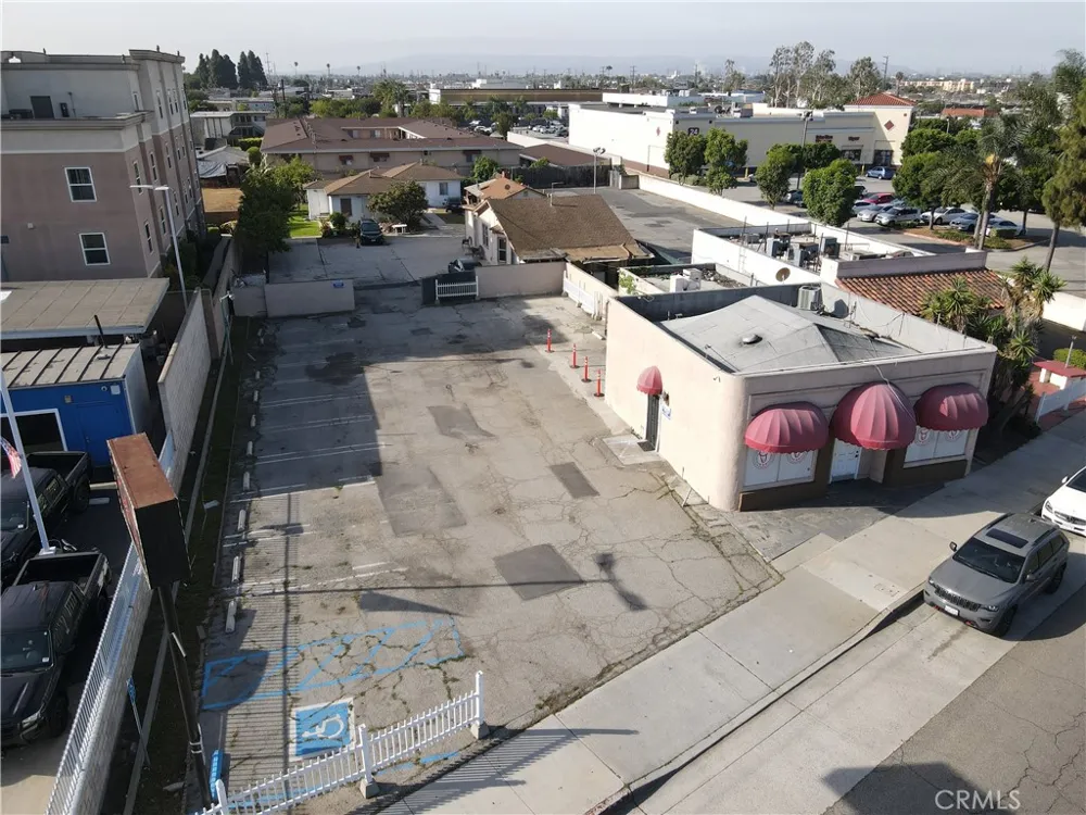 1716 W Redondo Beach Gardena, CA 90247