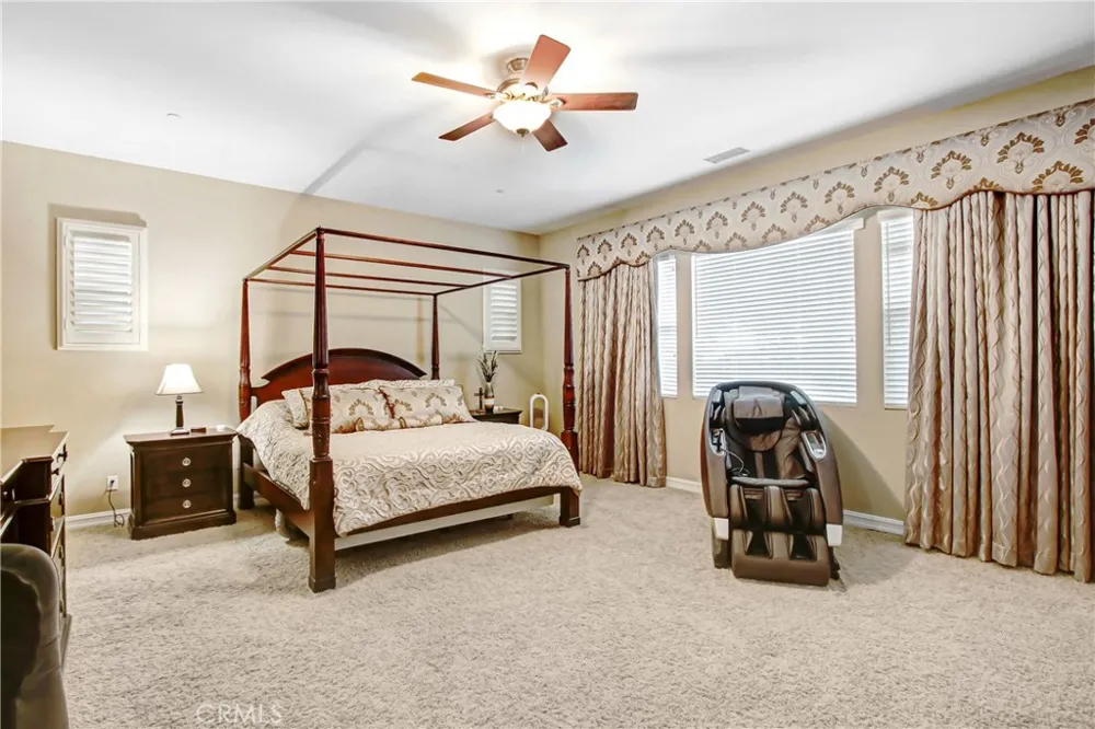 498 Green Orchard Riverside, CA 92506