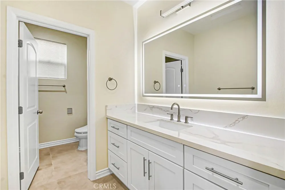 498 Green Orchard Riverside, CA 92506
