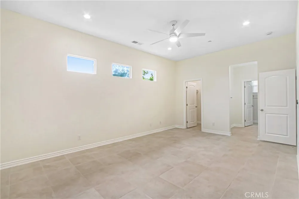 498 Green Orchard Riverside, CA 92506