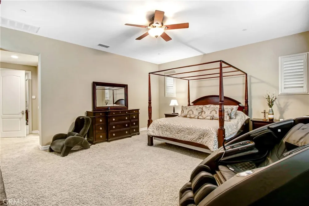 498 Green Orchard Riverside, CA 92506