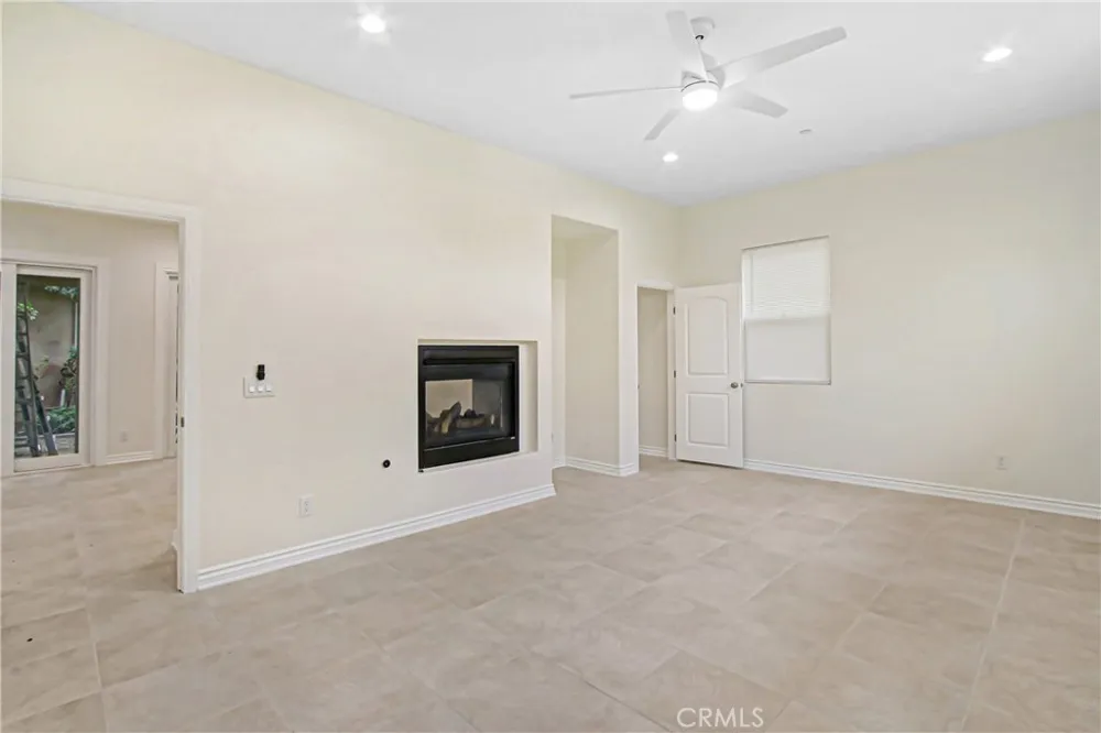 498 Green Orchard Riverside, CA 92506