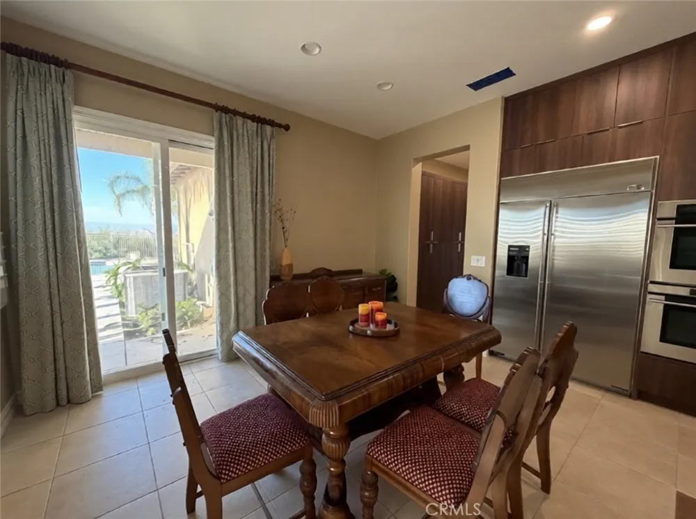 498 Green Orchard Riverside, CA 92506