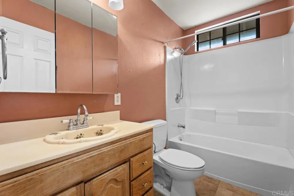 3860 Carveacre Road Alpine, CA 91901