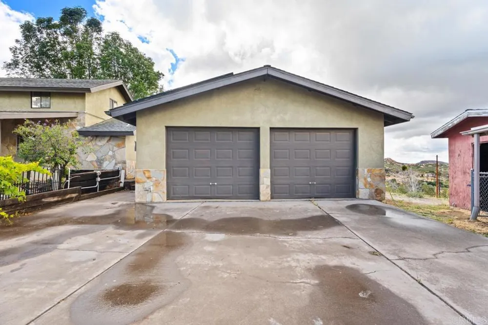 3860 Carveacre Road Alpine, CA 91901
