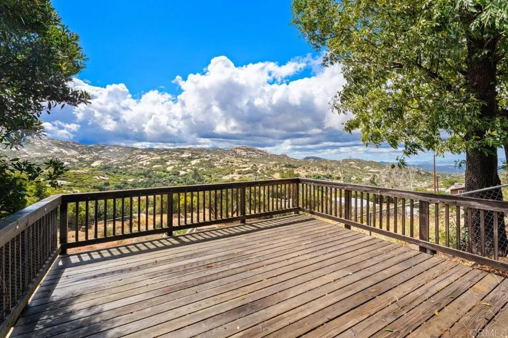 3860 Carveacre Road Alpine, CA 91901
