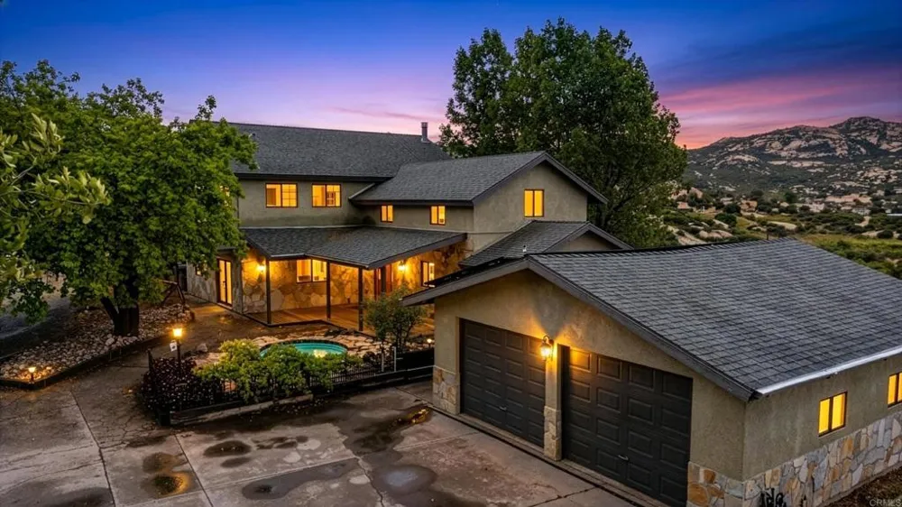 3860 Carveacre Road Alpine, CA 91901