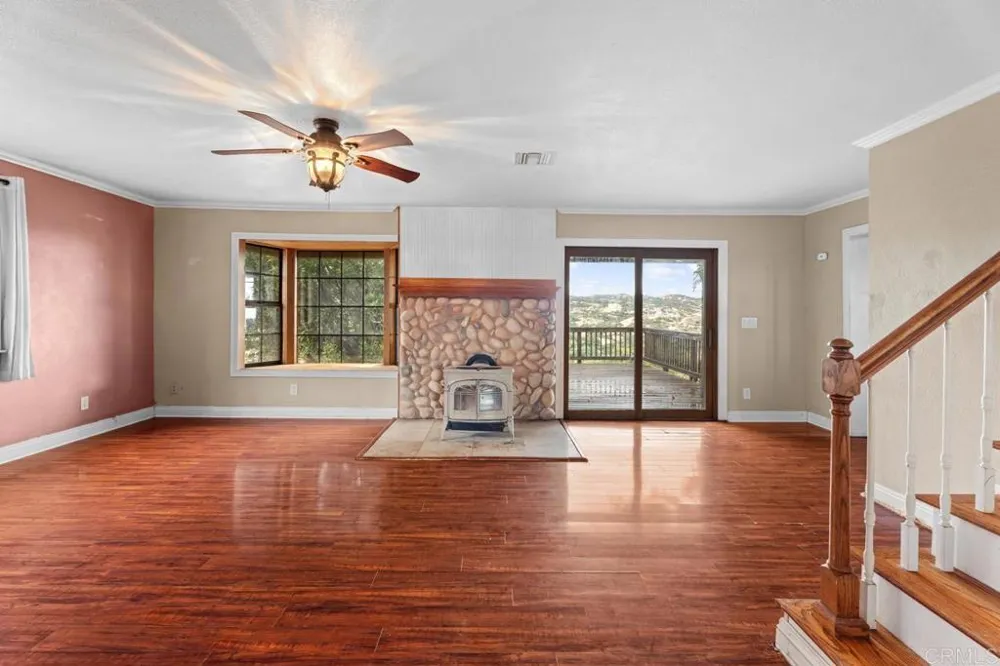 3860 Carveacre Road Alpine, CA 91901